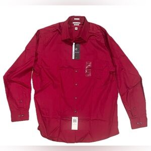 Van Heusen Lux Sateen No Iron Regular Fit in red size 16 1/2 (men’s)